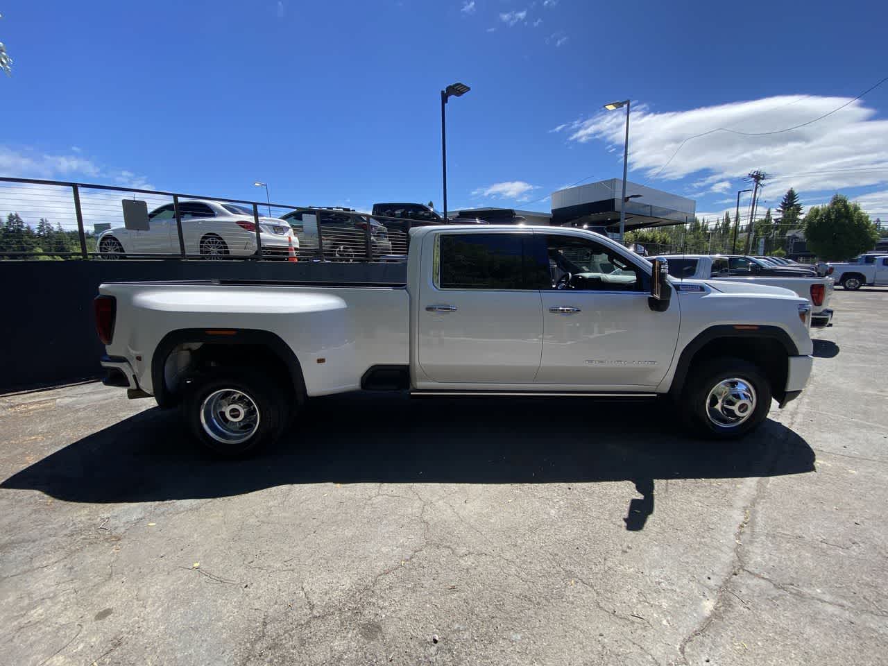 Thumbnail: 2023 GMC Sierra 3500 - 7