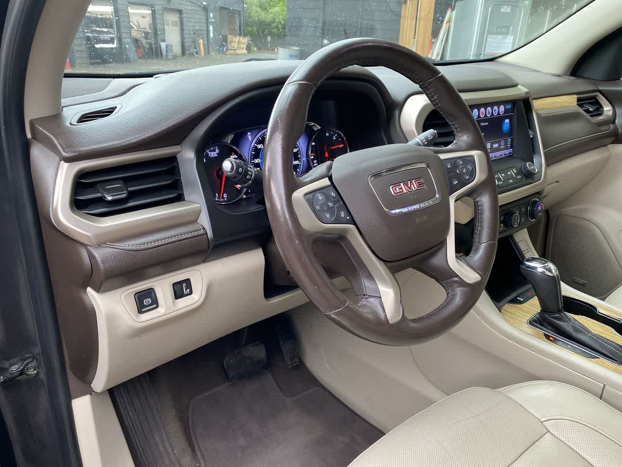 Thumbnail: 2018 GMC Acadia - 2