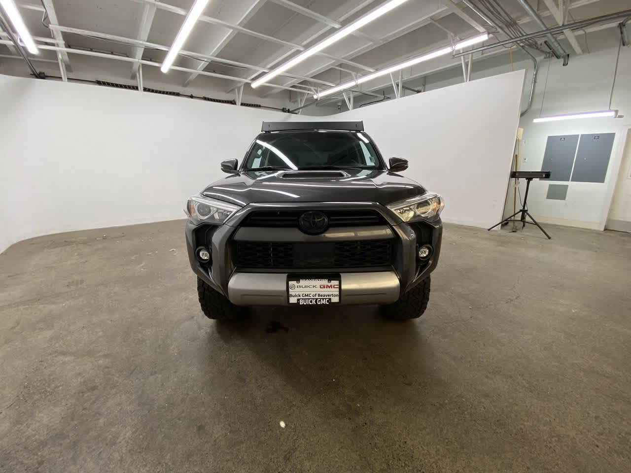 Thumbnail: 2022 Toyota 4Runner - 9