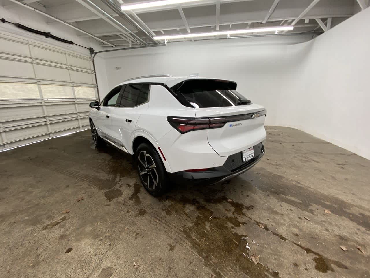 Thumbnail: 2025 Chevrolet Equinox - 4