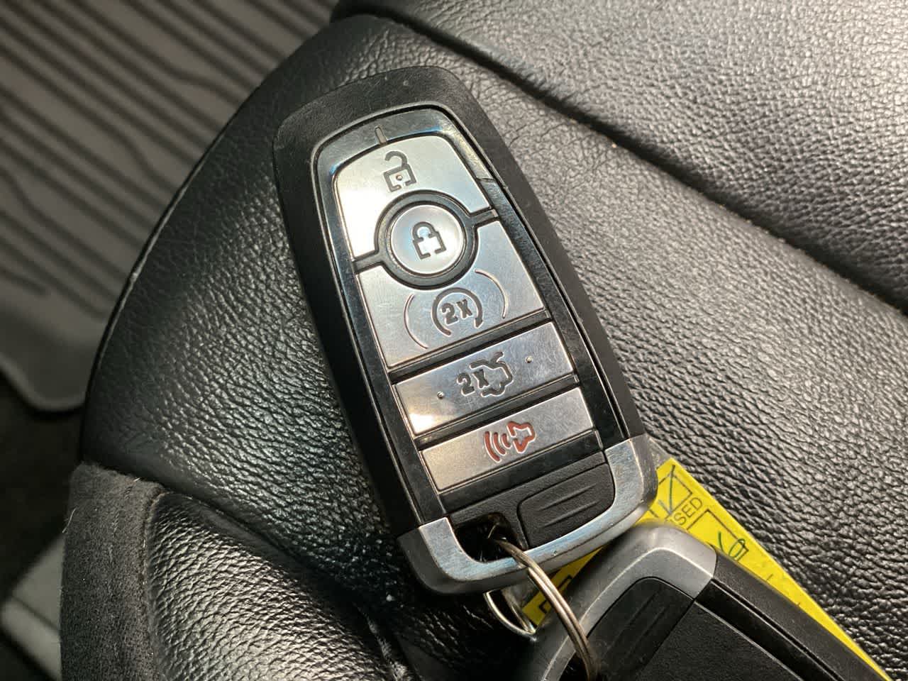 Thumbnail: 2019 Ford Edge - 31