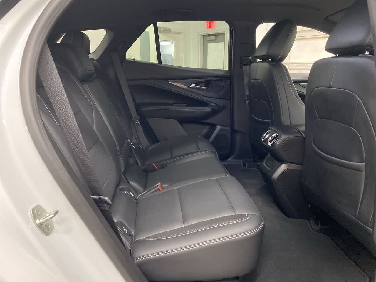 Thumbnail: 2024 Chevrolet Blazer EV - 17