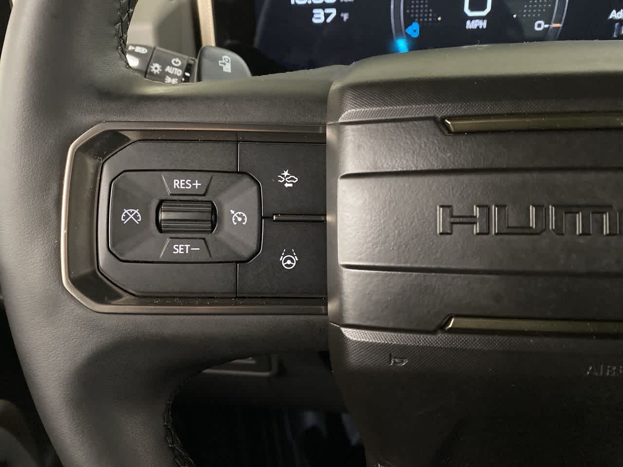 Thumbnail: 2025 GMC Hummer EV - 20