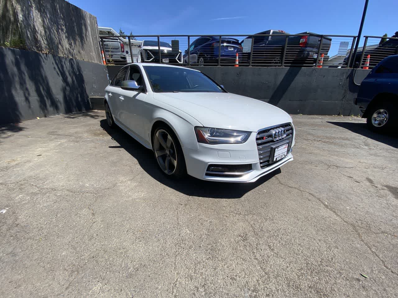 Thumbnail: 2014 Audi S4 - 8