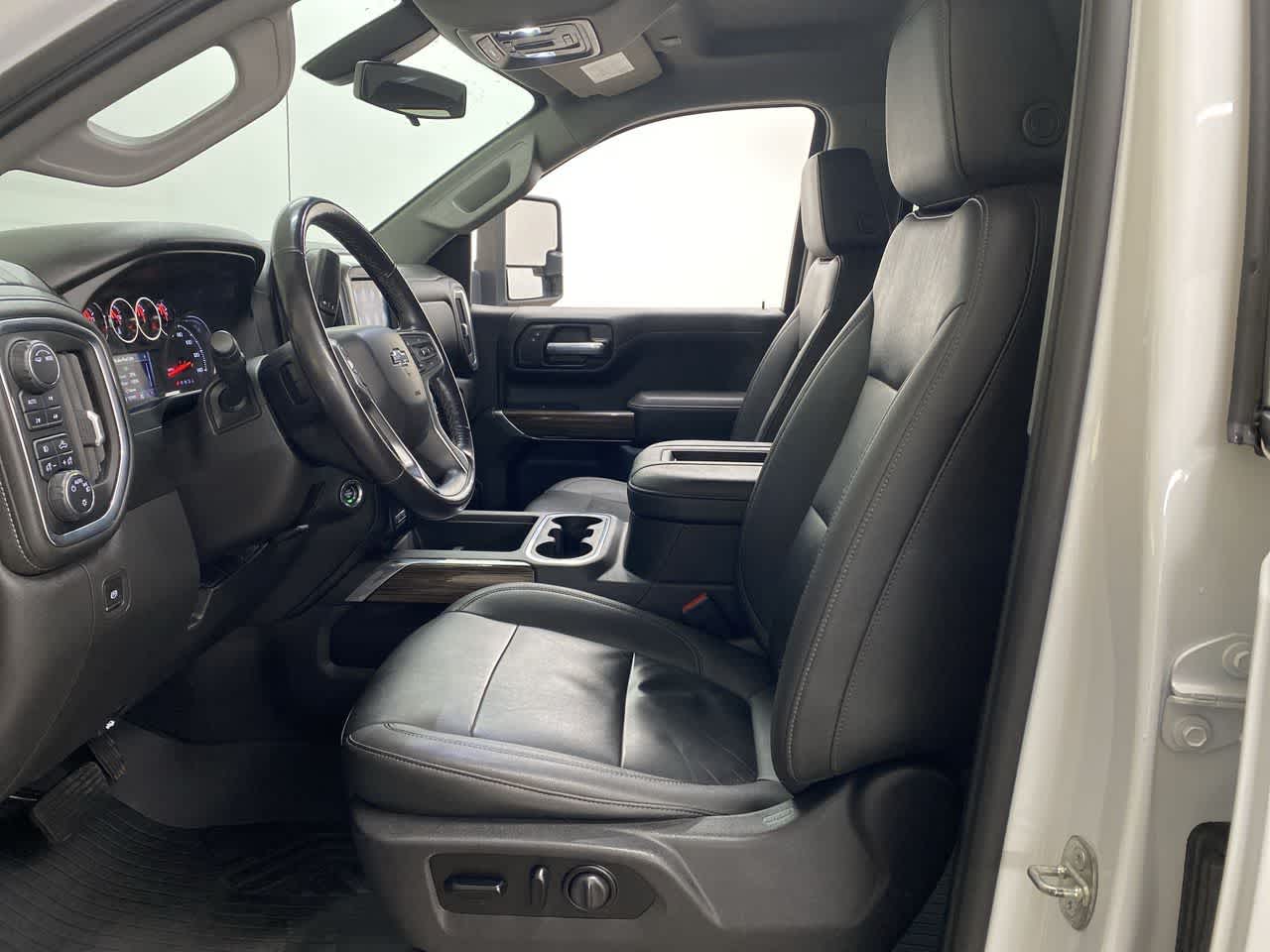 Thumbnail: 2021 Chevrolet Silverado 1500 - 13