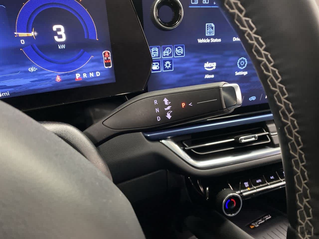 Thumbnail: 2025 Chevrolet Equinox - 25