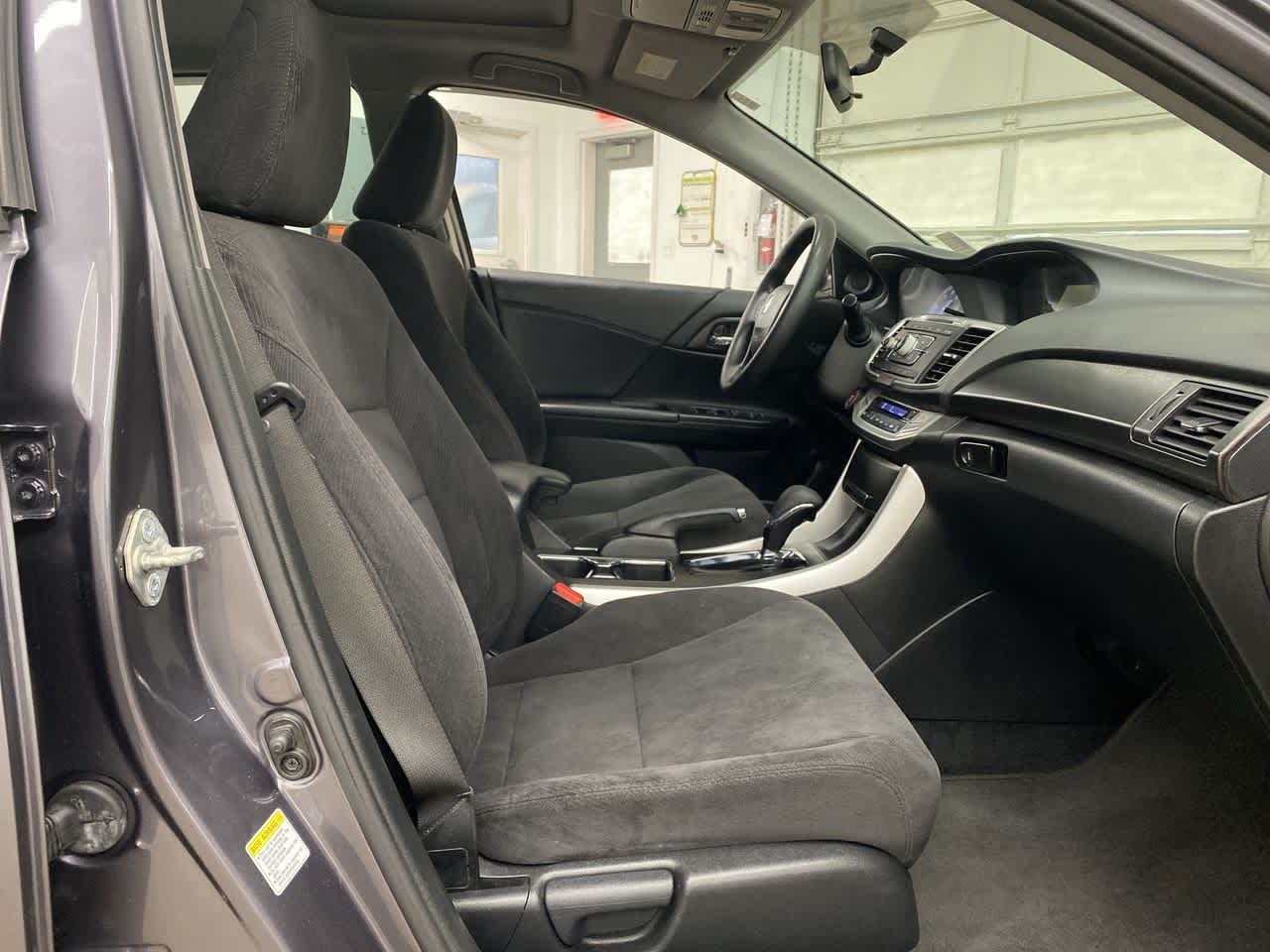 Thumbnail: 2015 Honda Accord - 18