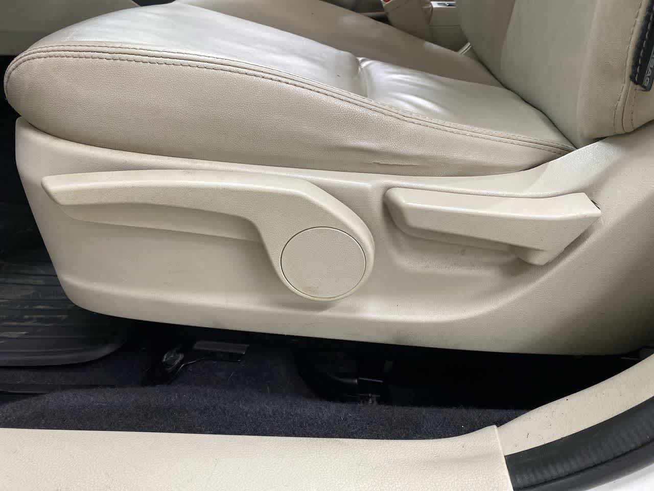 Thumbnail: 2014 Subaru XV Crosstrek - 16