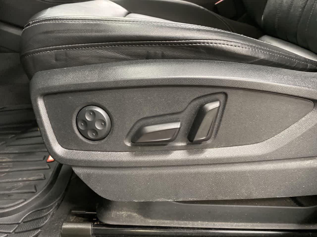 Thumbnail: 2021 Audi Q5 - 14