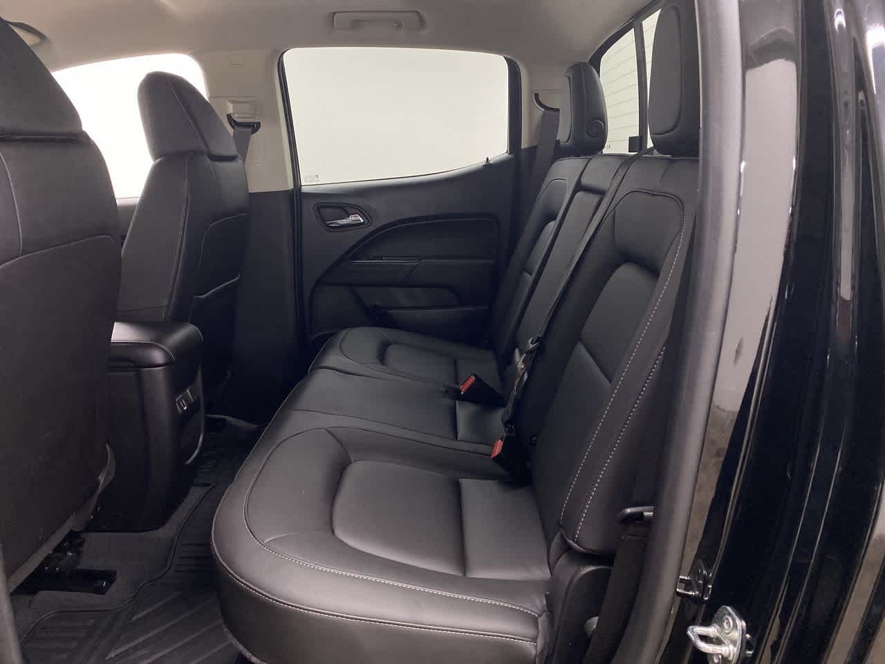 Thumbnail: 2022 Chevrolet Colorado - 16