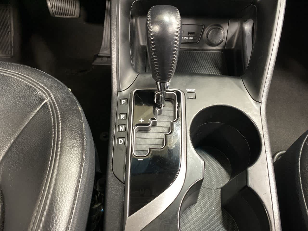 Thumbnail: 2012 Hyundai Tucson - 27