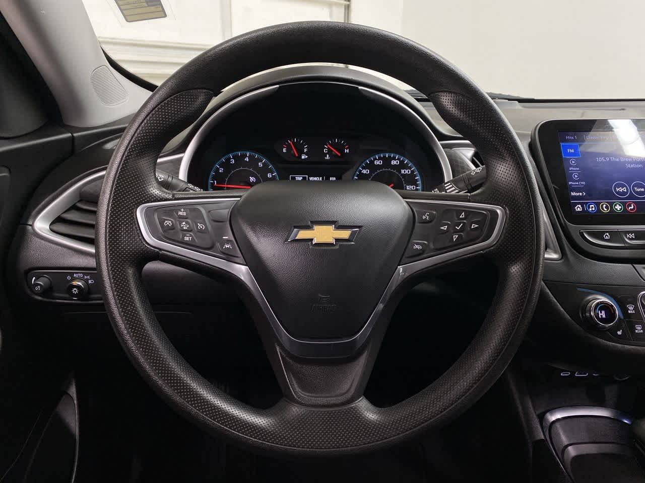 Thumbnail: 2023 Chevrolet Malibu - 19