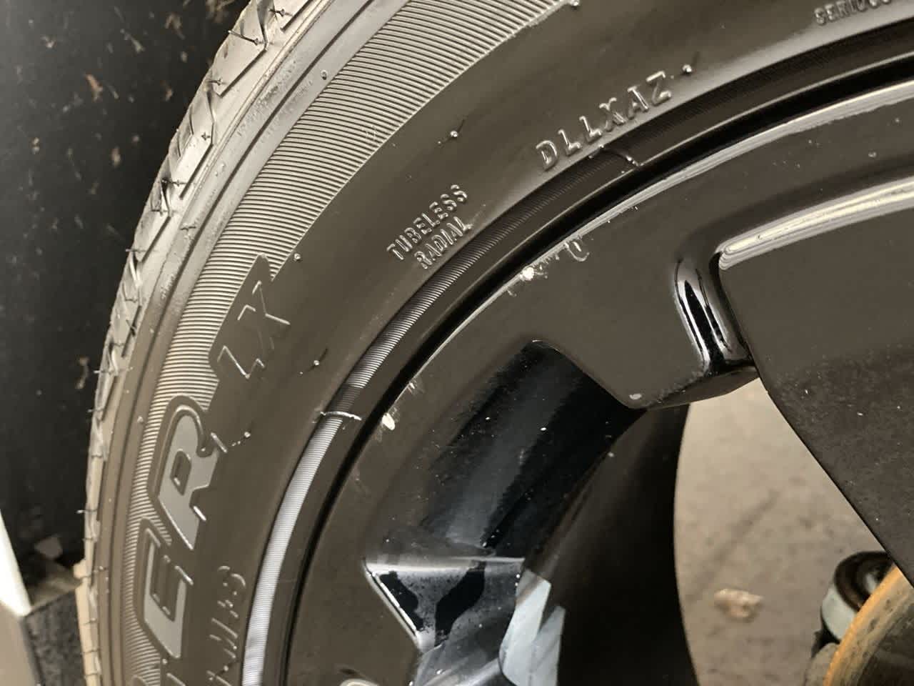 Thumbnail: 2018 GMC Yukon - 38