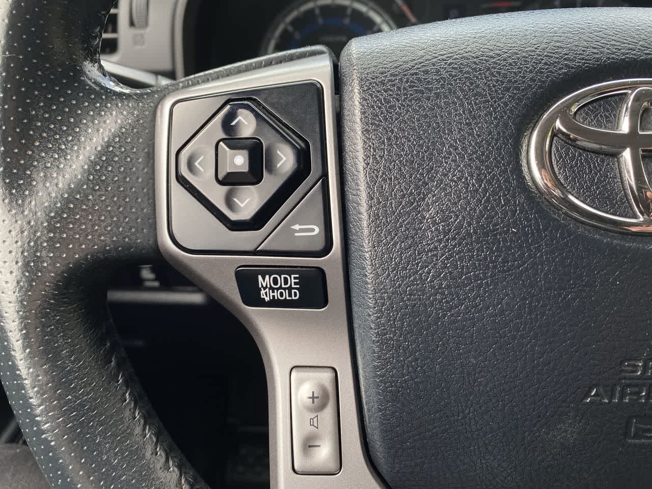 Thumbnail: 2018 Toyota 4Runner - 20