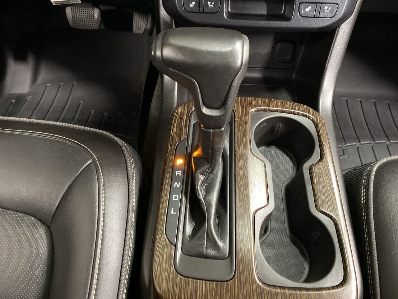 Thumbnail: 2018 GMC Canyon - 26