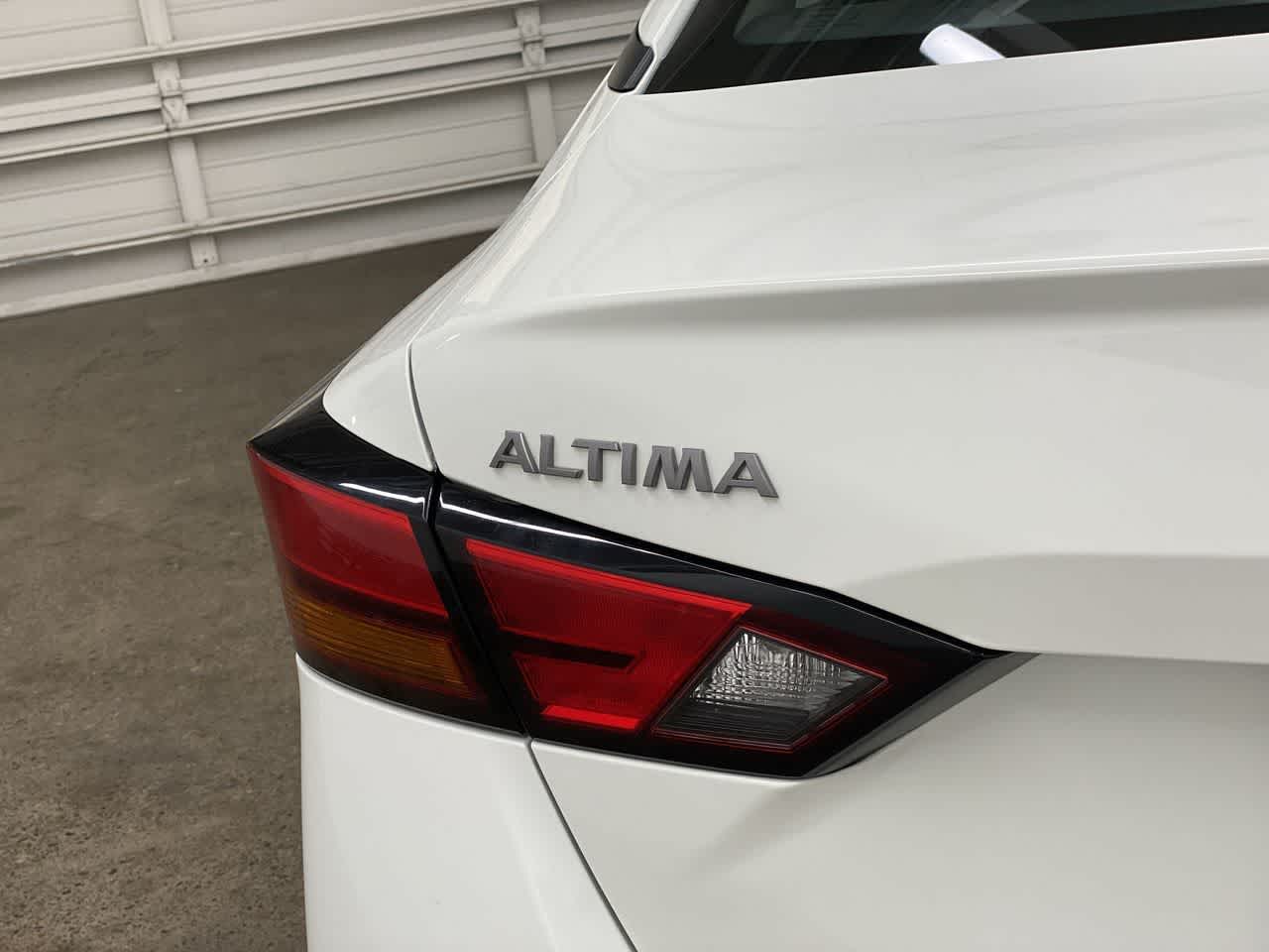 Thumbnail: 2025 Nissan Altima - 10