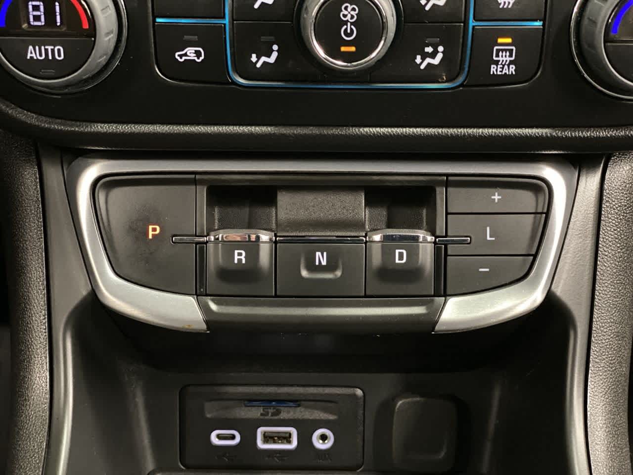 Thumbnail: 2023 GMC Terrain - 28