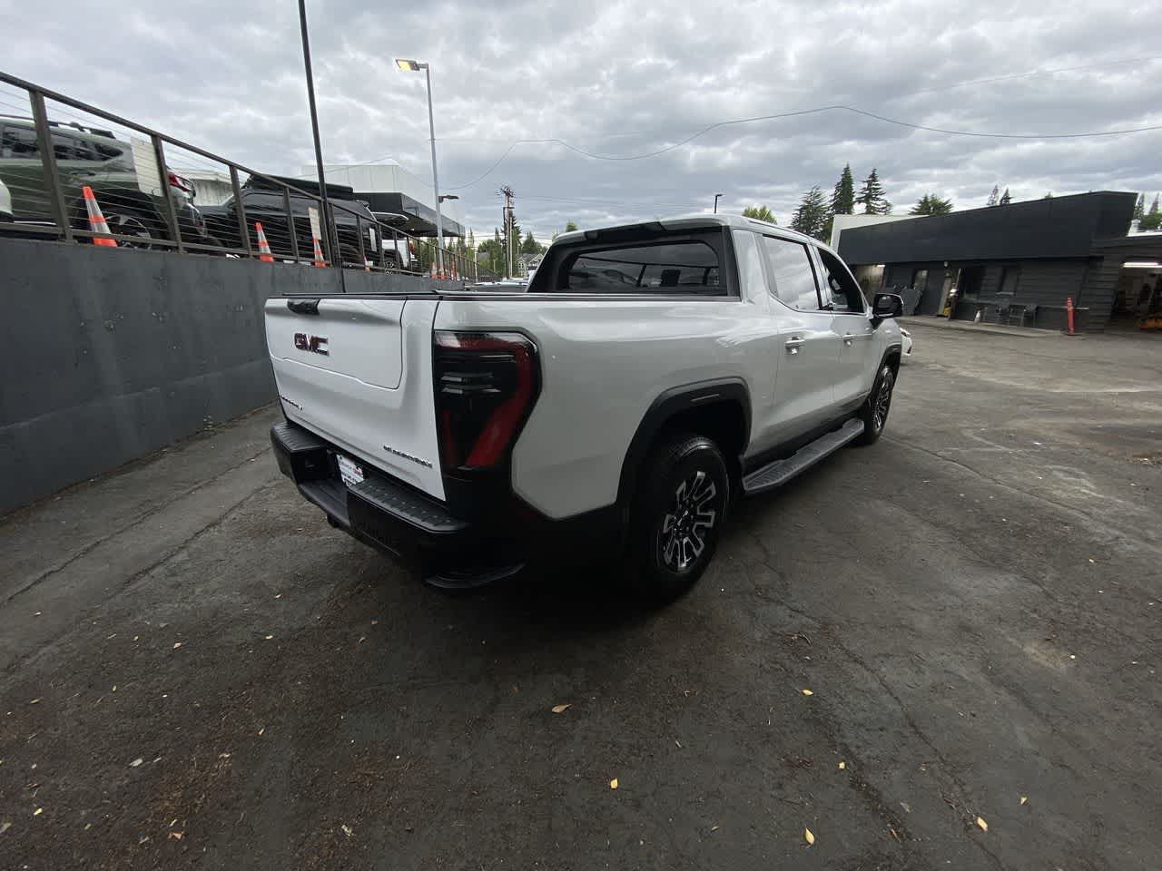 Thumbnail: 2026 GMC Sierra EV - 6