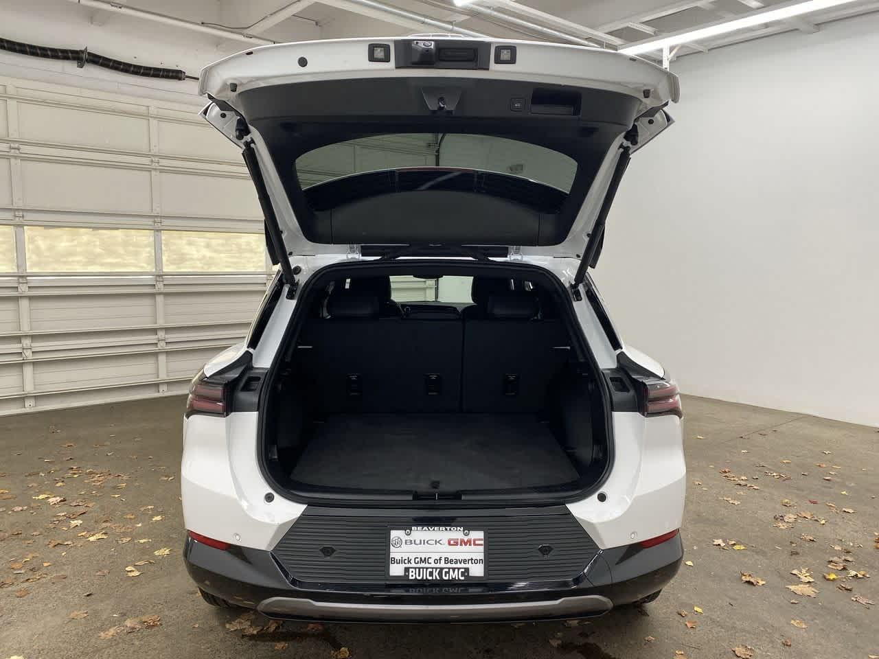 Thumbnail: 2025 Chevrolet Equinox - 28