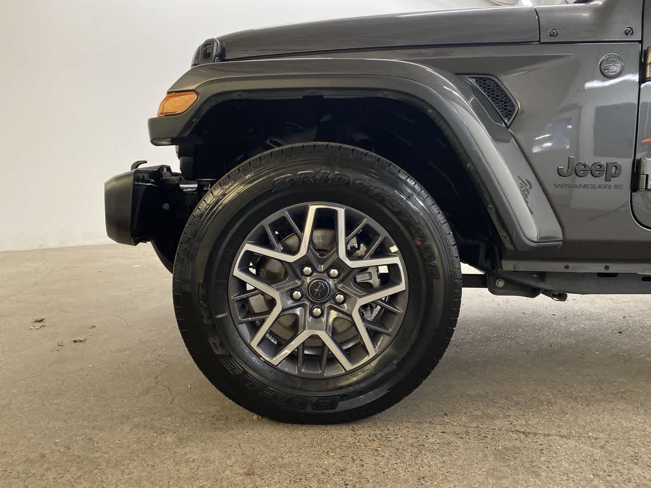 Thumbnail: 2025 Jeep Wrangler - 11