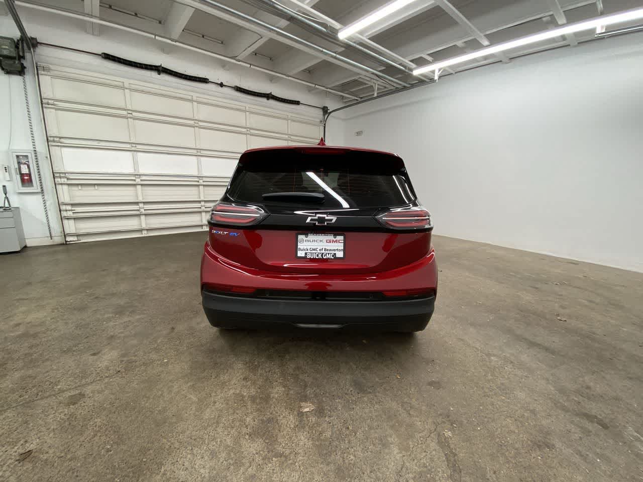 Thumbnail: 2022 Chevrolet Bolt EV - 5