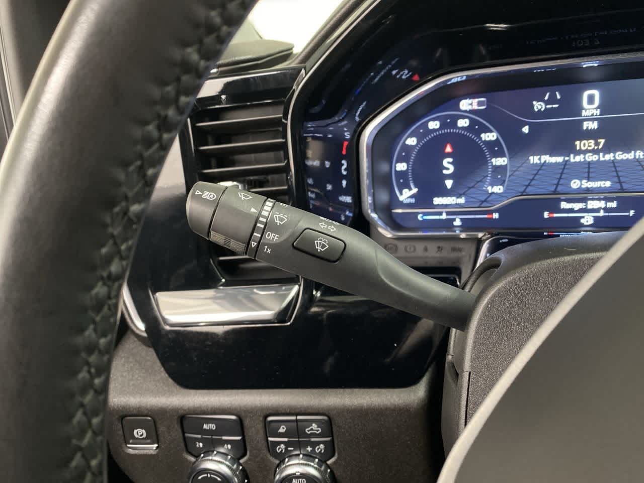 Thumbnail: 2024 GMC Sierra 1500 - 23