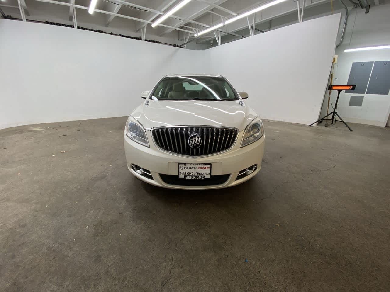 Thumbnail: 2012 Buick Verano - 9
