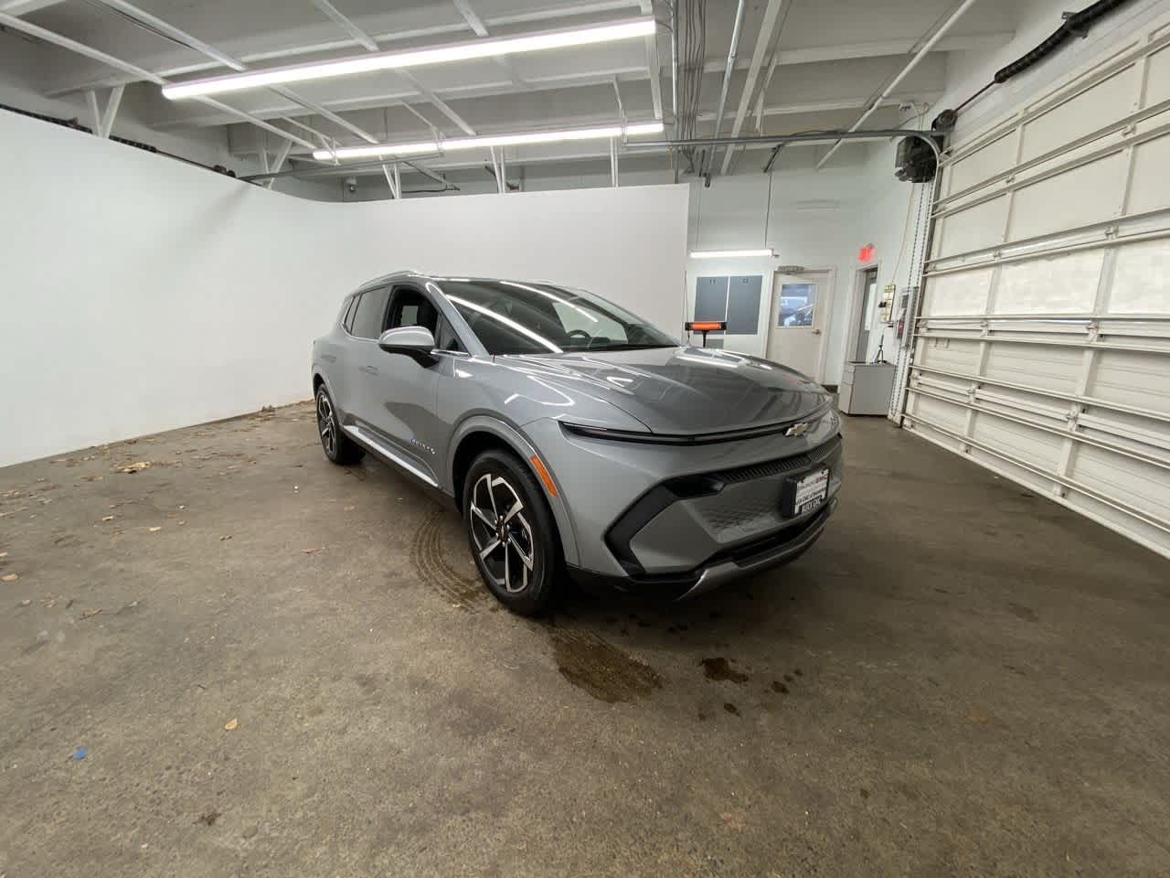 Thumbnail: 2025 Chevrolet Equinox - 8