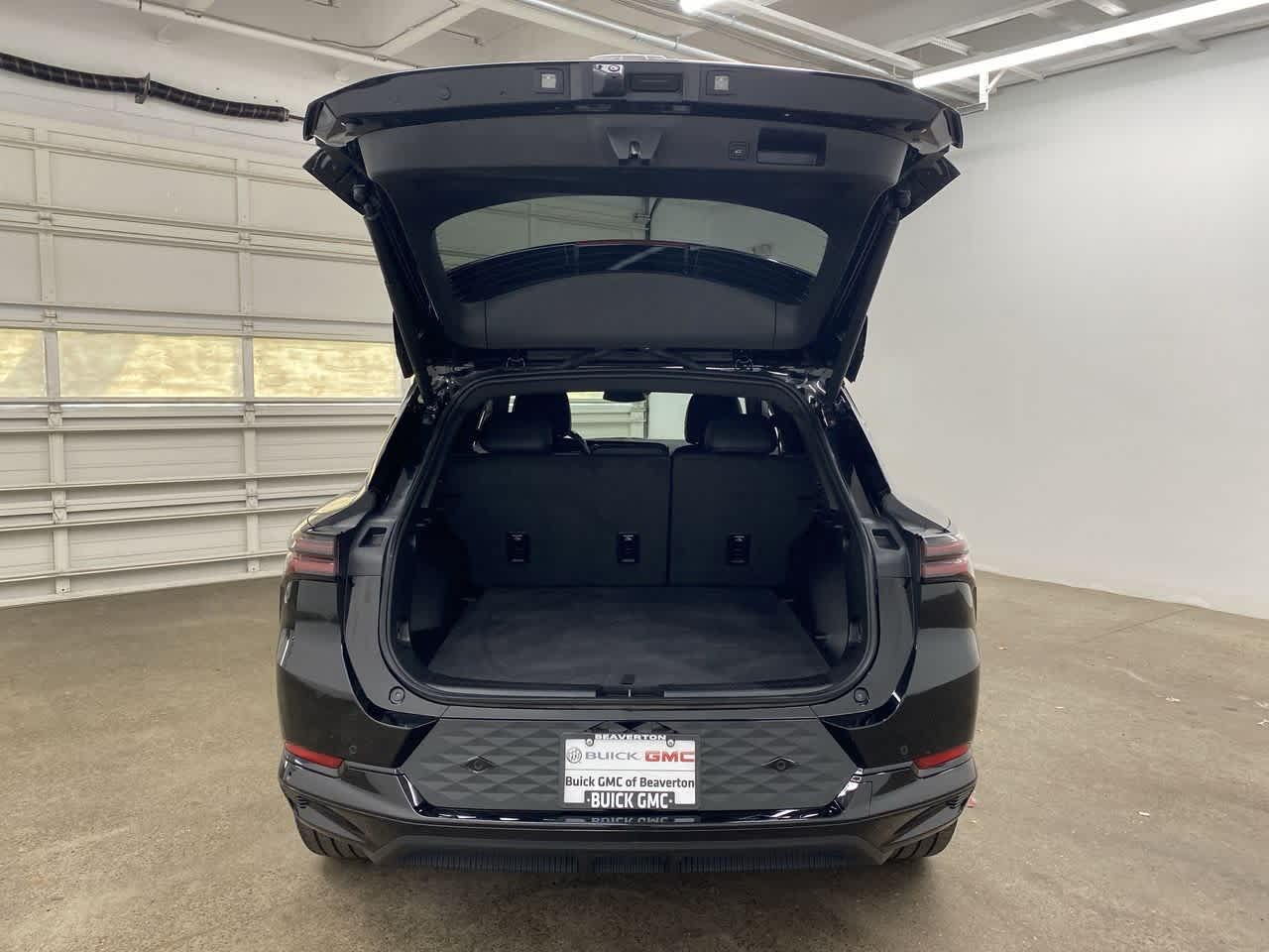 Thumbnail: 2024 Chevrolet Equinox - 29