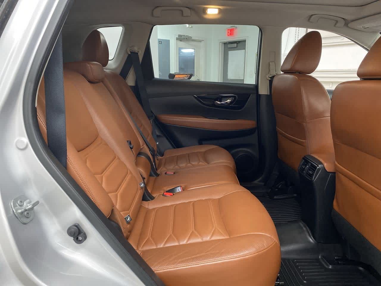 Thumbnail: 2017 Nissan Rogue - 19