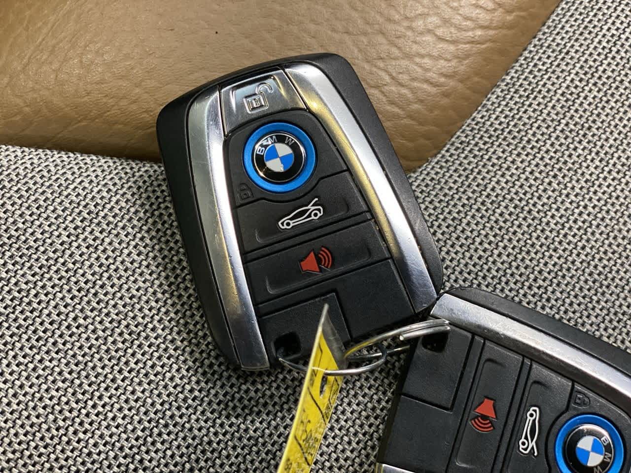 Thumbnail: 2015 BMW i3 - 30