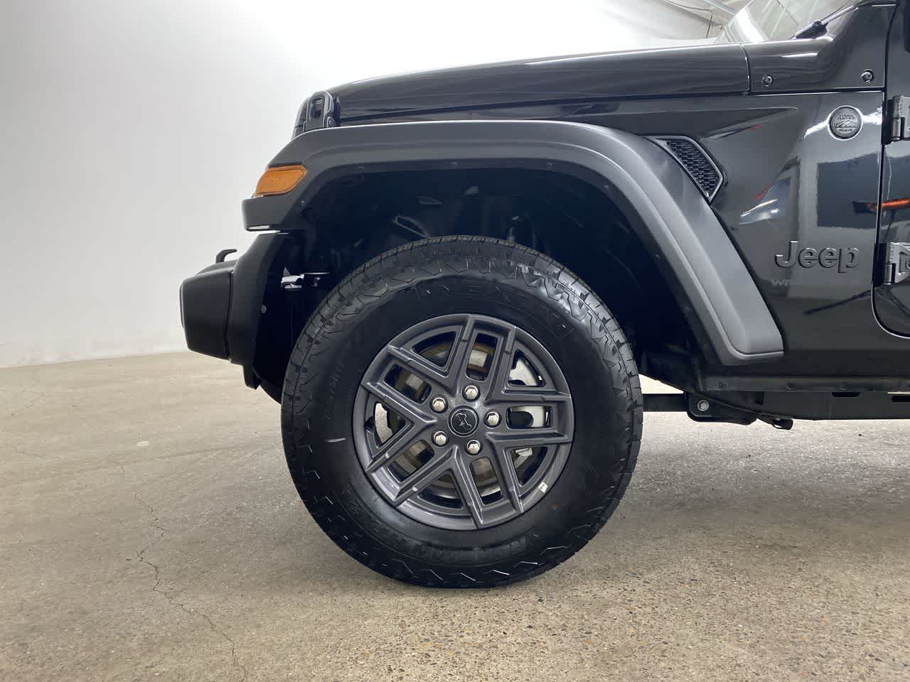 Thumbnail: 2025 Jeep Wrangler - 11