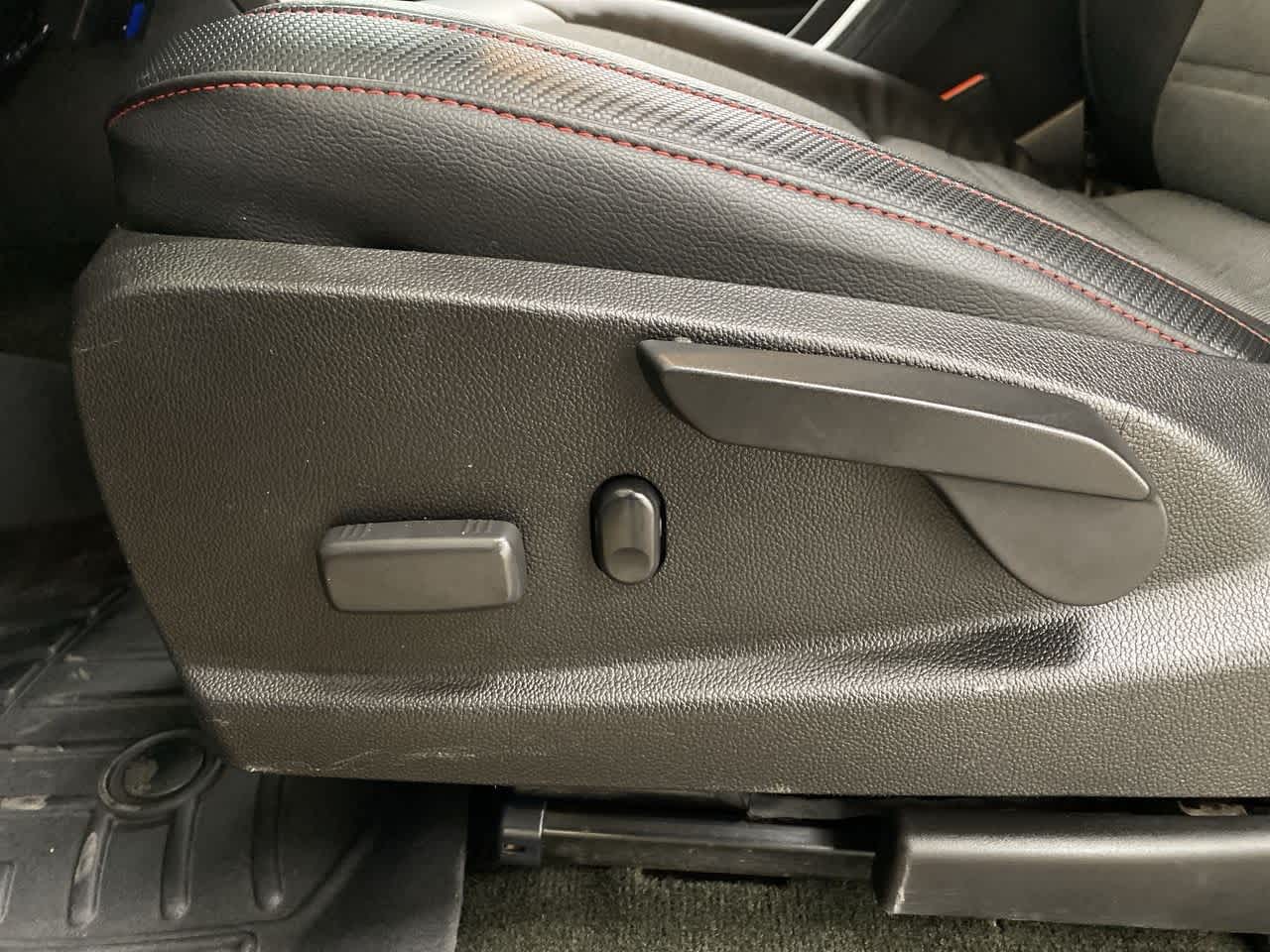 Thumbnail: 2017 GMC Canyon - 14