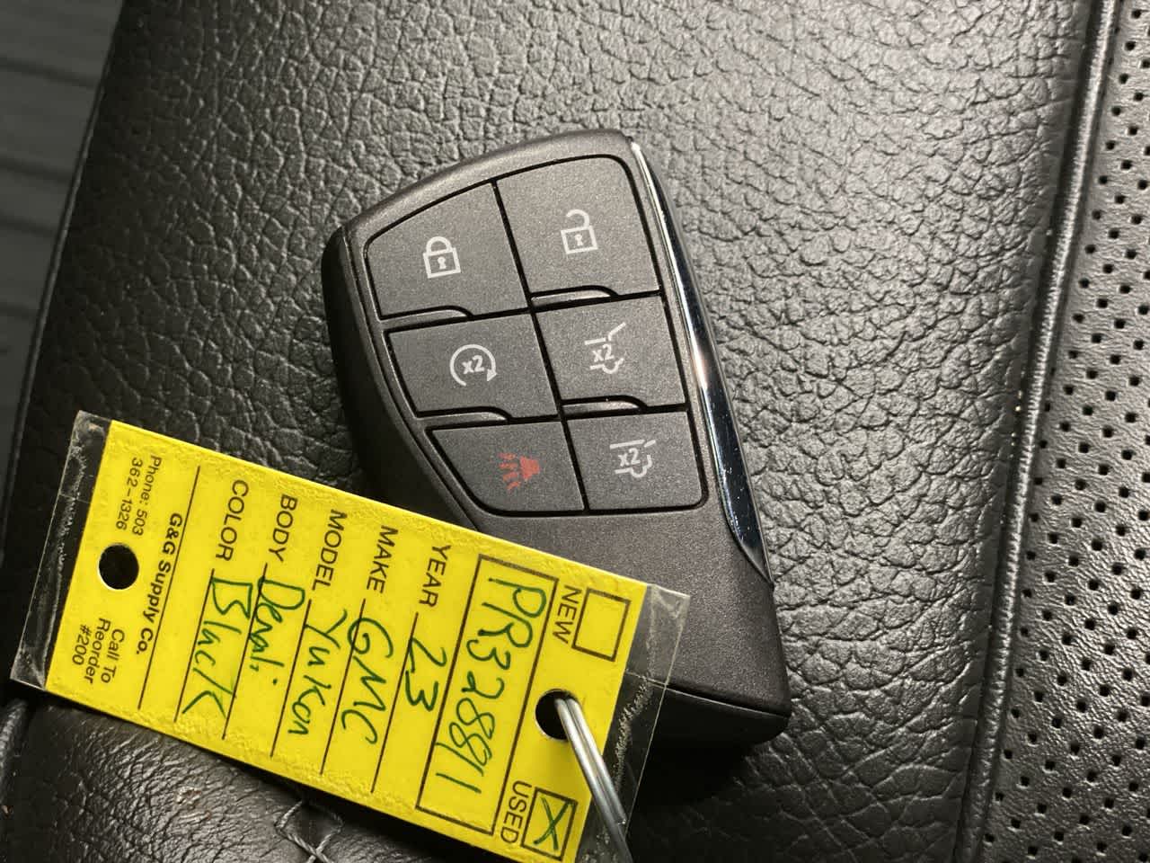 Thumbnail: 2023 GMC Yukon XL - 27