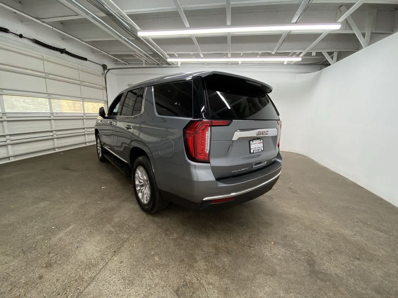 Thumbnail: 2022 GMC Yukon - 4