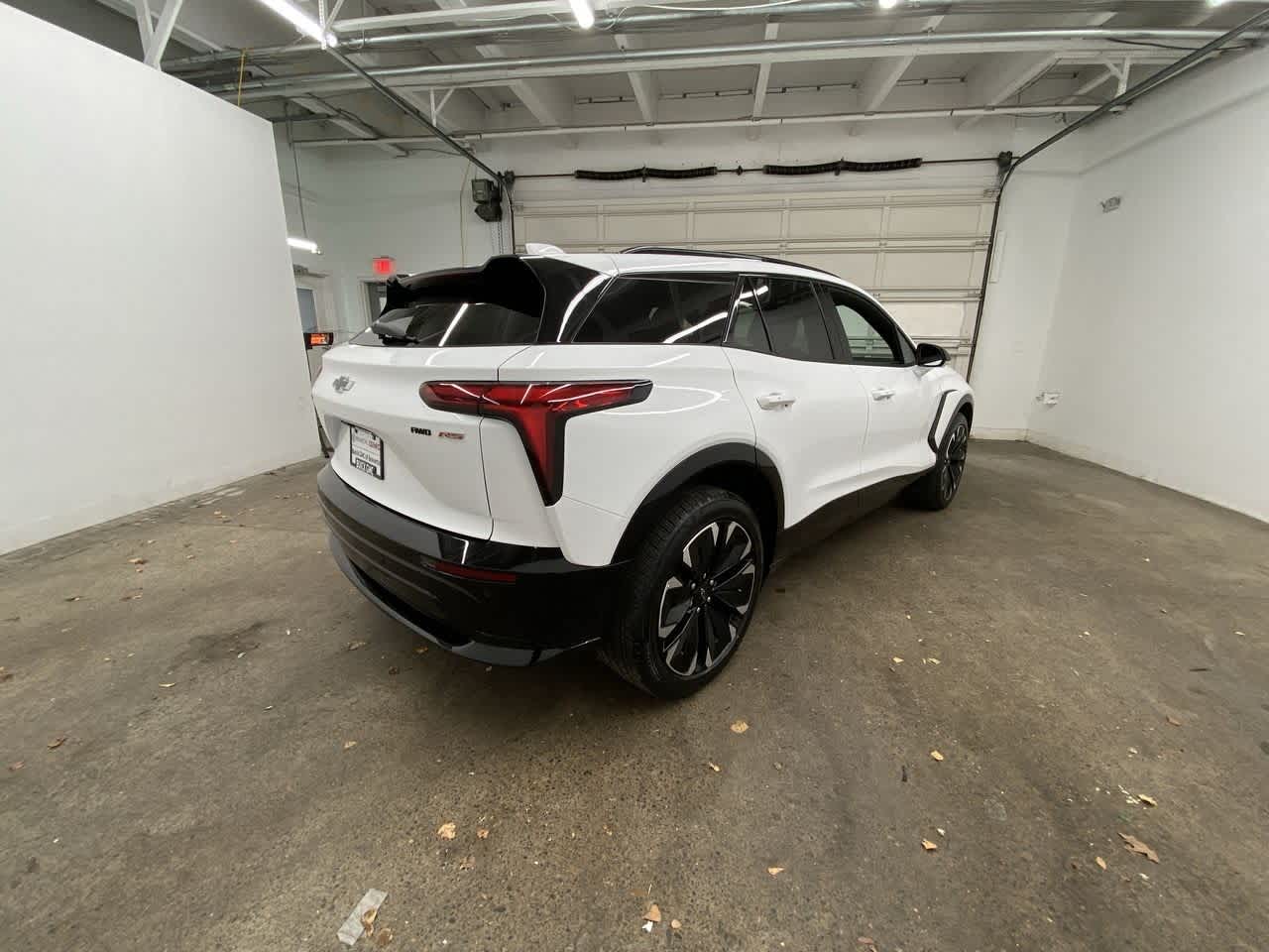 Thumbnail: 2024 Chevrolet Blazer EV - 6