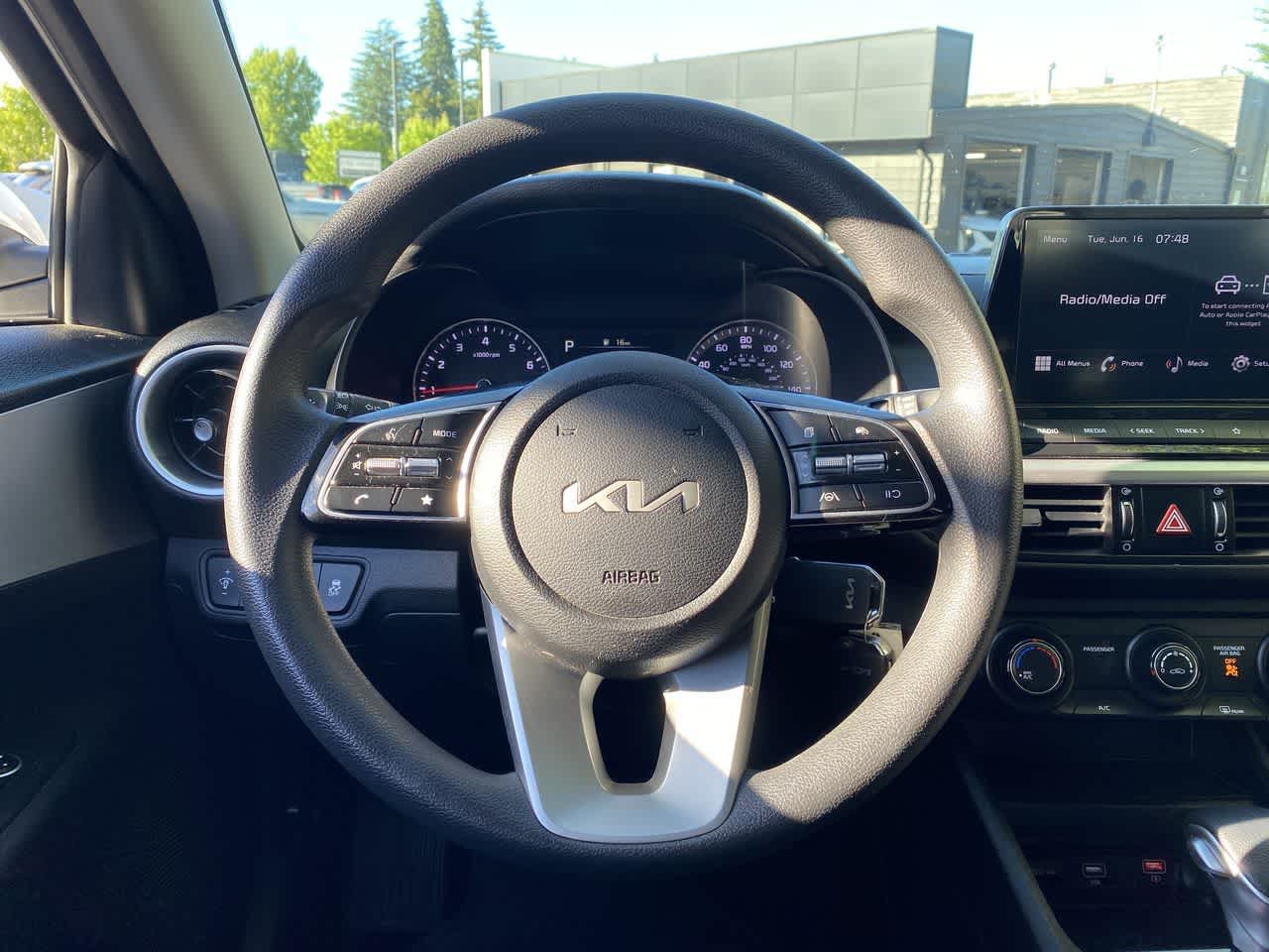 Thumbnail: 2024 Kia Forte - 19