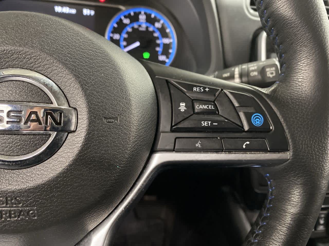 Thumbnail: 2022 Nissan Leaf - 23