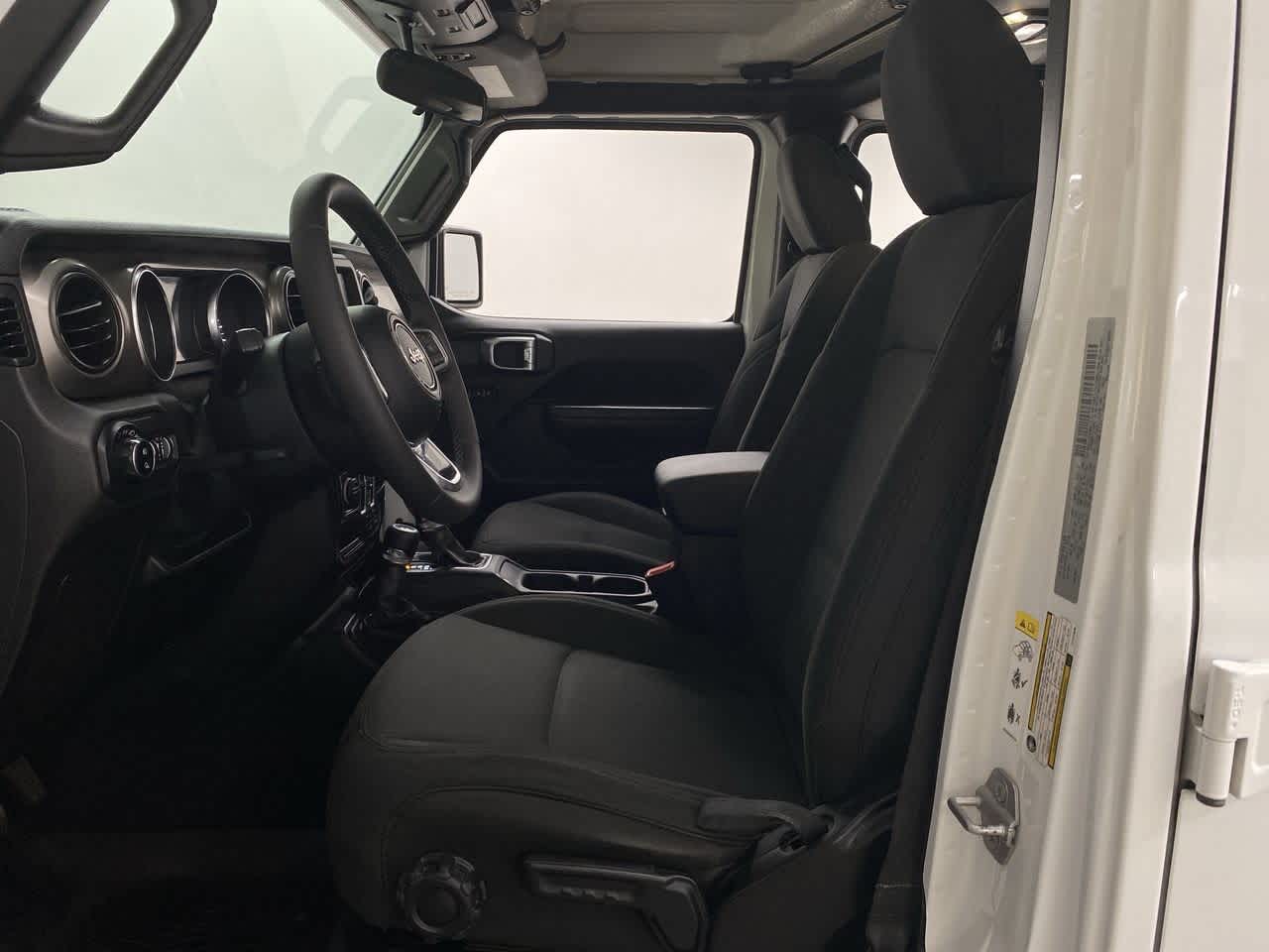 Thumbnail: 2020 Jeep Gladiator - 13