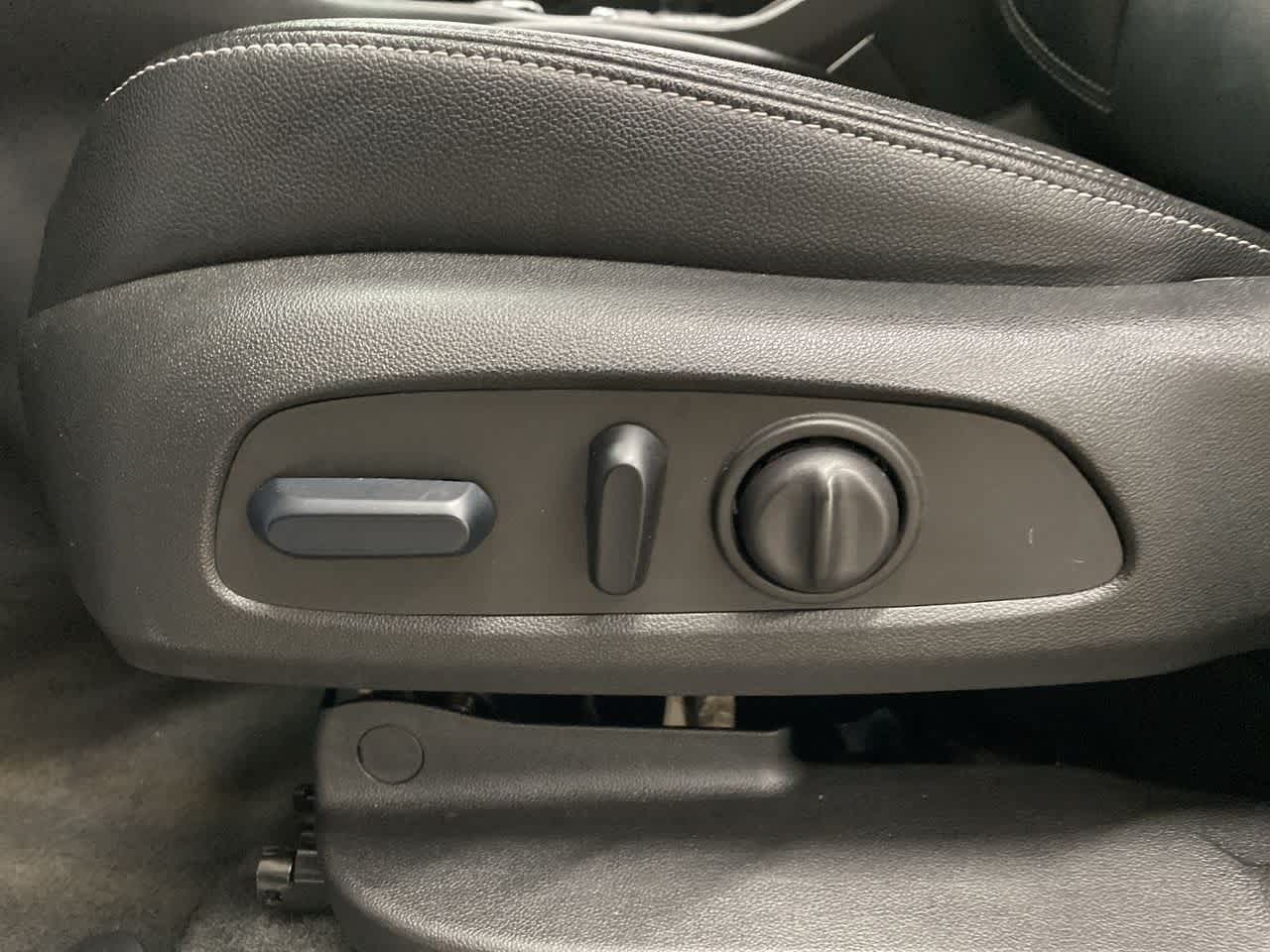 Thumbnail: 2024 GMC Terrain - 14