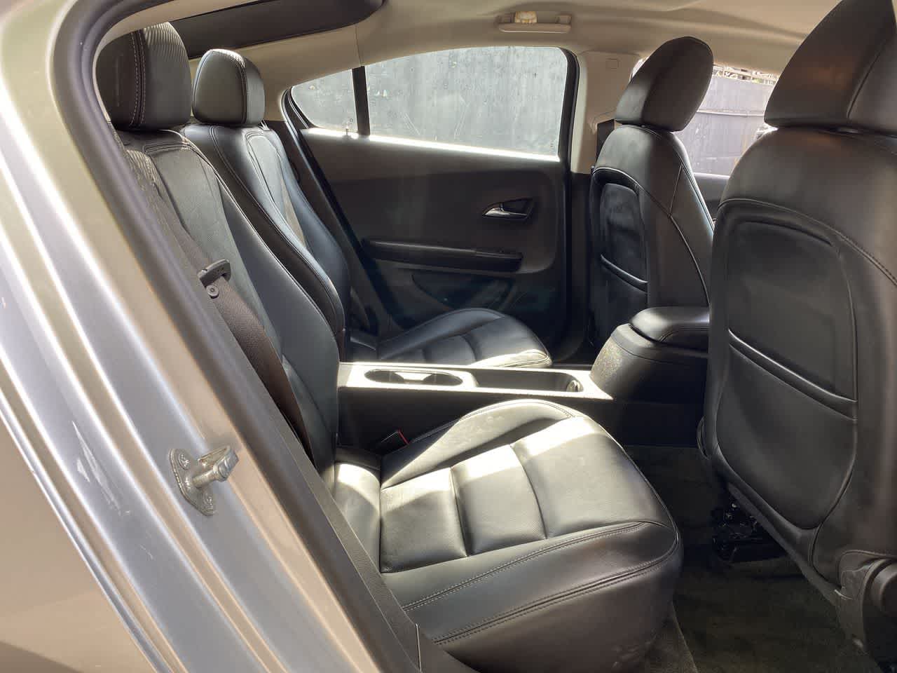 Thumbnail: 2012 Chevrolet Volt - 18