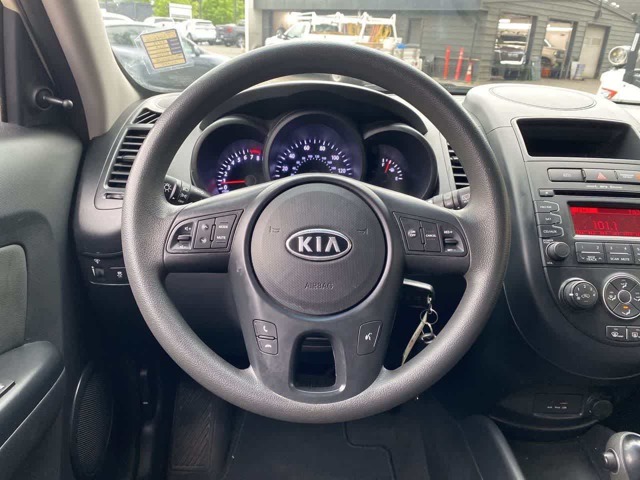 Thumbnail: 2012 Kia Soul - 20