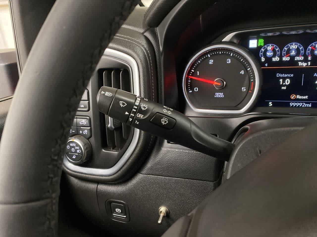 Thumbnail: 2021 Chevrolet Silverado 3500 - 23