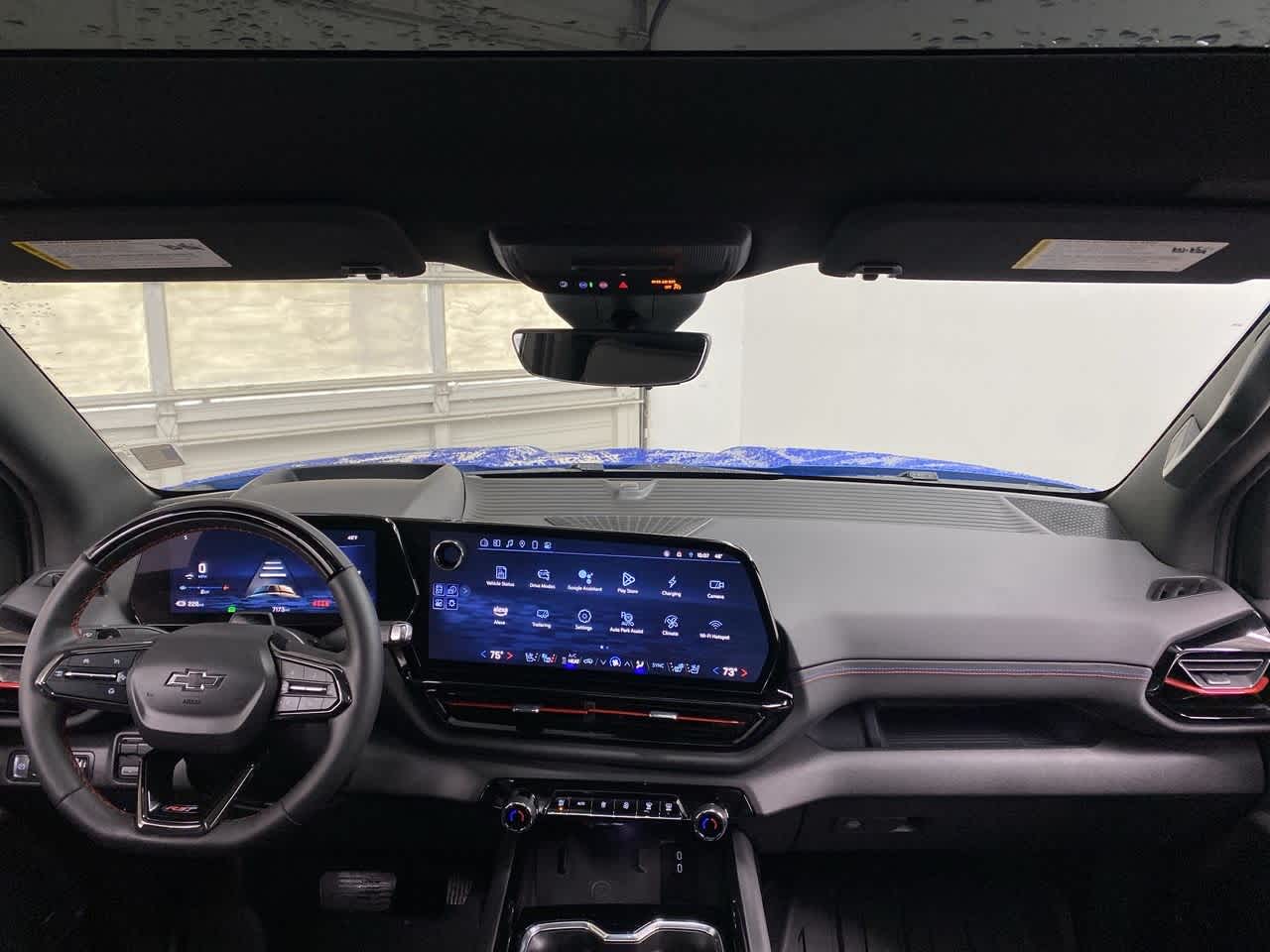 Thumbnail: 2025 Chevrolet Silverado EV - 12