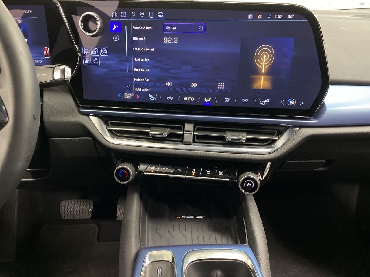 Thumbnail: 2025 Chevrolet Equinox - 24