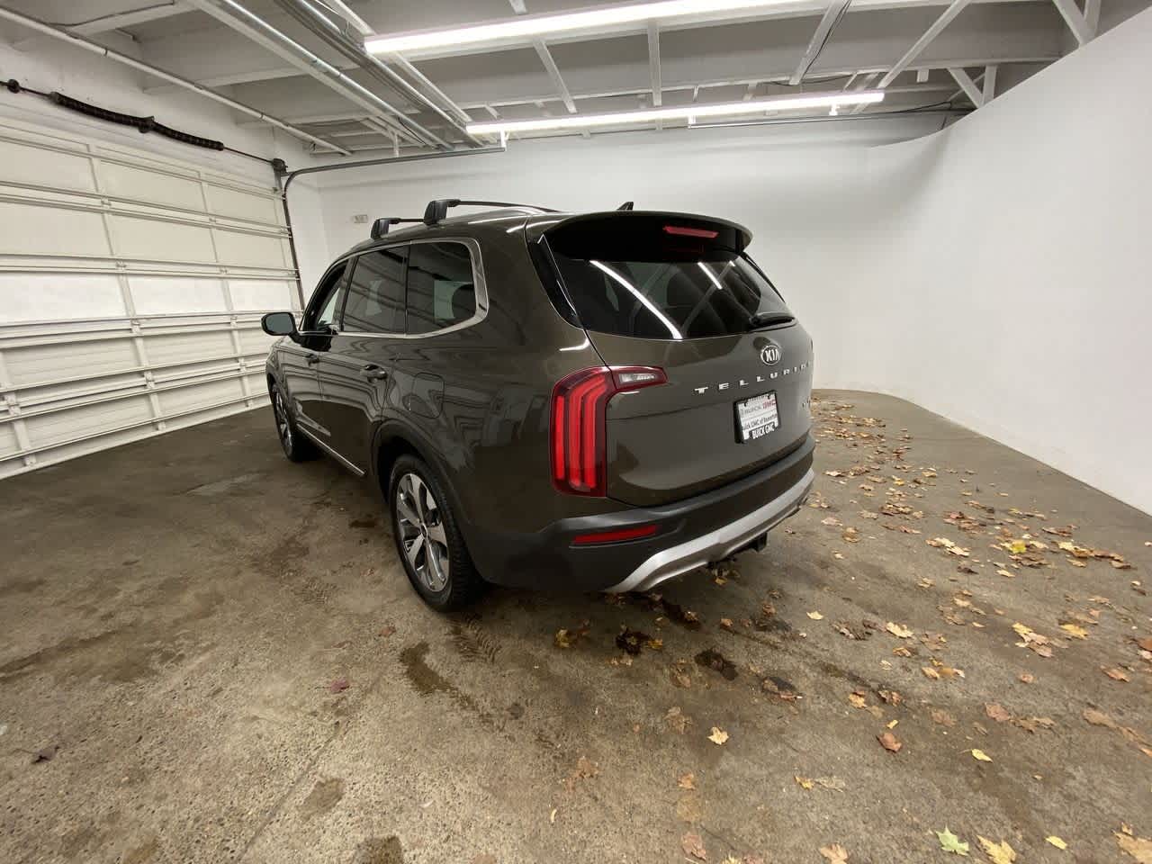 Thumbnail: 2021 Kia Telluride - 4
