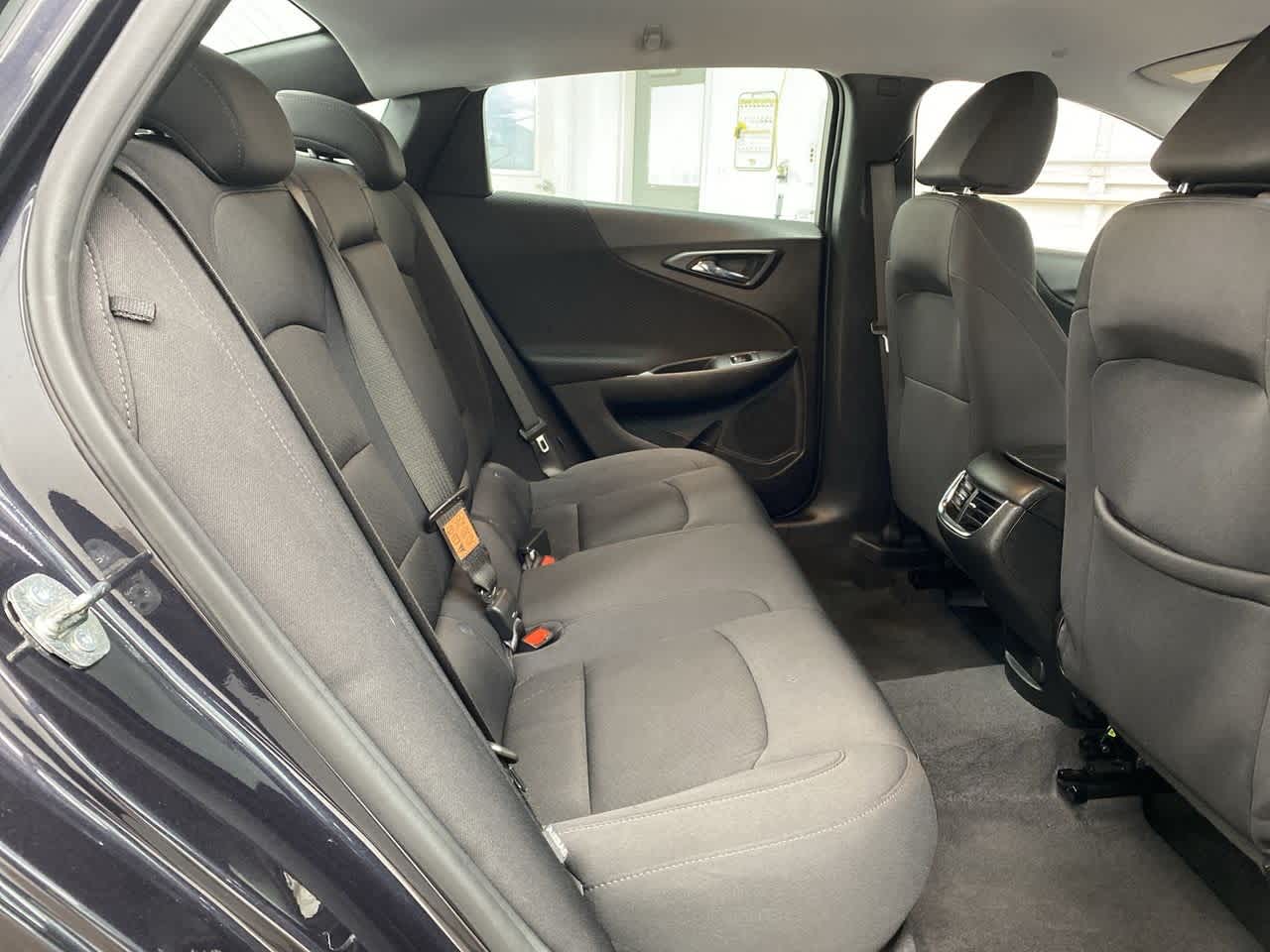 Thumbnail: 2023 Chevrolet Malibu - 17