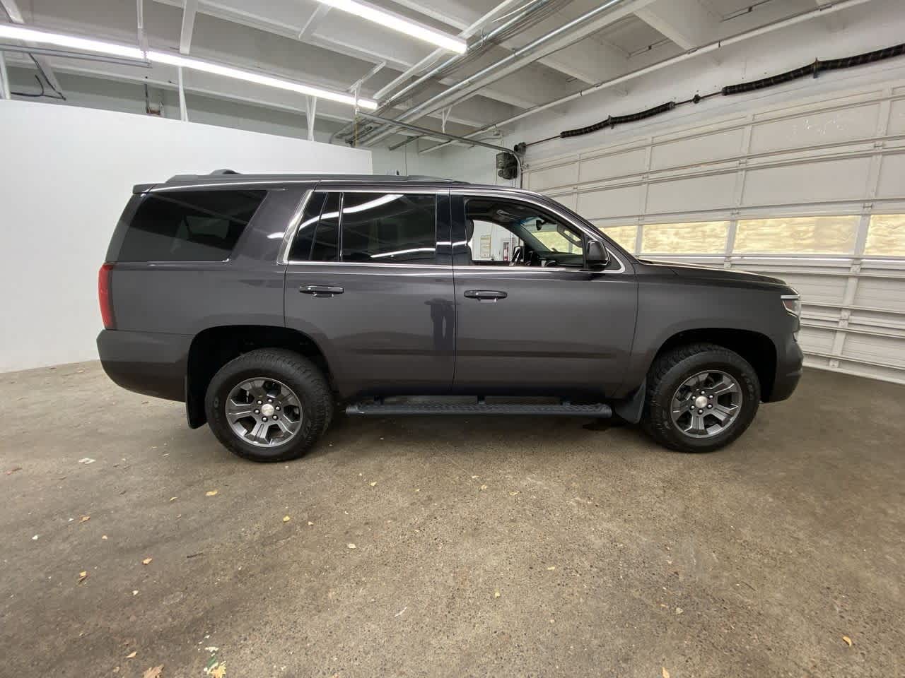 Thumbnail: 2016 Chevrolet Tahoe - 7