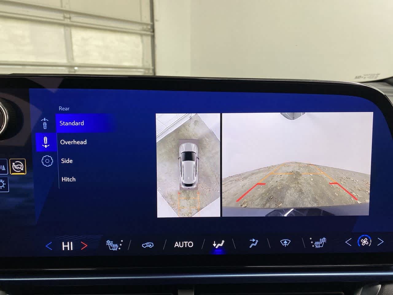 Thumbnail: 2025 Chevrolet Equinox - 24