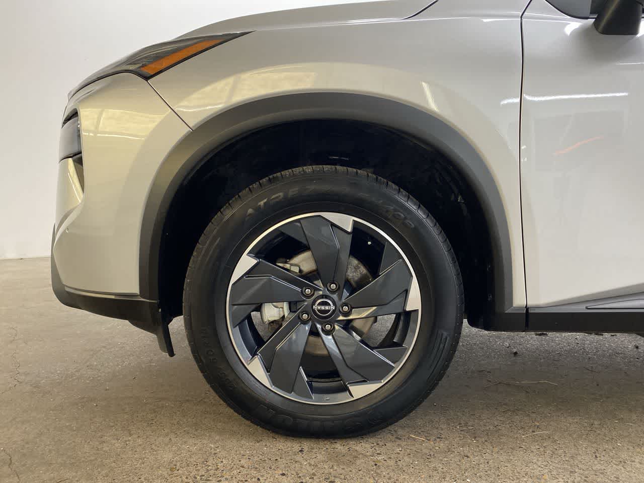 Thumbnail: 2024 Nissan Rogue - 11